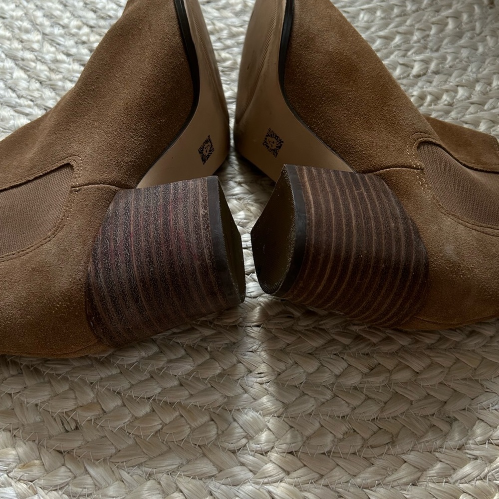 Anne Klein booties boots women’s suede leather upper ankle heel 8 beige tan li - Picture 7 of 10